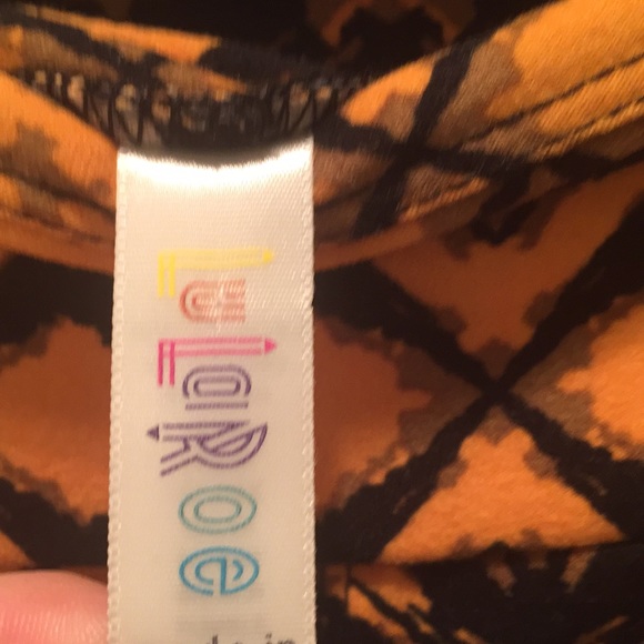 LulaRoe one size leggings - Picture 3 of 3